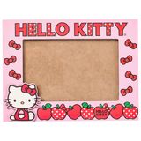 Silver Buffalo Hello Kitty Elma ve Papatyalar 4" x 6" 3D MDF Fotoğraf Çerçevesi