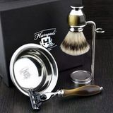 Simüle Boynuz Ve Nikel 4 Parça Erkek Tıraş Seti, Gillette Mach 3 (Değiştirilebilir Başlıklı) Tıraş Makineleriyle Birlikte. Haryalı Londra