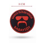 Single Sword Single Sword ''Sadece Ölüler Görür Babayiğit'' Yazılı Cırtlı Nakış Arma, Patch, Peç Model, Kirmizi-Siyah