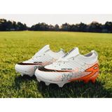 Sinmm Çocuk Krampon ve Halı Saha Futbol Ayakkabısı Çoraplı Dişli Beyaz-Oranj Renk - Beyaz - Turuncu