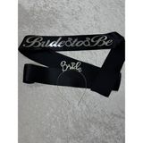 SırmalıHome 2 Parça Gümüş 'bride To Be' Yazılı Siyah Saten Kemer 'bride' Metal Taç Seti Bekarlığa Veda - Gümüş - Gri - 0,5 x 9 cm