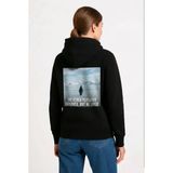 Sırt Baskılı Kadın Salaş Stil Siyah Oversize Hoodie - Survivor Penguin Temalı, Felsefi Yazılı Kapüşonlu Sweatshirt