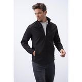 Siyah Fermuarlı Dik Yaka Su ve Rüzgar Geçirmez Softshell Erkek Mont - 88050