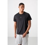 Siyah Polyester Nefes Alan Dokulu İnce Esnek Standart Fit Erkek Performans T-Shirt - 88391