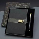 Siyah Tokalı Tarihsiz Ajanda Defter Kalem Set