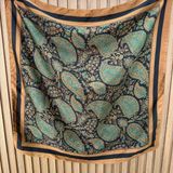 Siyah Turkuaz Desen Fular (70X70)