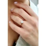 Sky Diamond Taşlı 925 ayar Gümüş Rose Altın Kaplama Tek Taş Yüzük