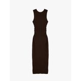 Slim Fit Bürümcük Kumaş Bisiklet Yaka Drapeli Kolsuz Midi Kalem Elbise