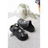 Slipcat Unisex Çocuk Figürlü Sticker Sandalet-Terlik Rahat ve Esnek Taban ile Eğlenceli Tasarım - Beşiktaş