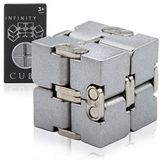 SMALL FISH Çocuklar, Gençler ve Yetişkinler için Metal Infinity Küp Oyuncak, En İyi Masa Gadget'ı ve Fidgeting, Anksiyete ve Stres Giderme için Duyusal Aracı, Metal Alüminyum Fidget Oyuncakta Erkekler için Serin