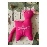 Smind Pembe Kedi Peluş Kişiye Özel Nakışlı Dekoratif Çocuk Odası Yastığı ve Uyku Arkadaşı