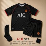 Sonvadi Manchester United Cr7 Siyah Çocuk Futbol Forması 4'lü Set Forma + Şort + Çorap + Bileklik - 13 - 14 Yaş