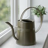 Sophia 2 Litre Metal Çiçek Saksı Sulama Kabı – Modern Dekoratif Çok Amaçlı Sulak (Haki)