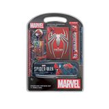 SPIDERMAN Spider-Man PAM 11 Parça Kırtasiye Seti - A5 Spiralli Defter, A6 Not Defteri, Metal Kalemlik, Kurşun Kalem, 4 Pastel Boya, Cetvel, Silgi ve Kalemtıraş, Çocuklar İçin Okul ve Boyama Seti