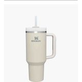 Stanley 1,18 L Bej Grirenk Pipetli Termos Dayanıklı Tasarım ve Su Geçirmez Özellikleriyle