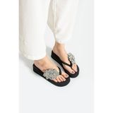 STEPDIAMOND Ann Gümüş Taşlı Şık Kadın Flip Flop Parmak Arası Terlik Plaj Terlik Yazlık Platform Terlik 4,5 cm