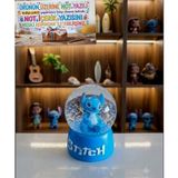 Stitch Işıklı Kar Küresi - 9 cm x 6 cm - Mavi Hediyelik-Dekoratif Kar Küresi(mesajla bildirmeniz halinde dilediğiniz not u hediye paketi üzerine yazılıp gönderim yapılmaktadır) a-68