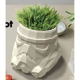 Stormtrooper Low-Poly Geometrik Saksı - Star Wars Temalı Dekoratif Beyaz Çiçeklik