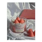 Strawberry Kırmızı Vanilya Kokulu Hediyelik Aromaterapi Mum Sevgiliye Tütsü Arınma Akış