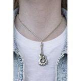 String Flame Charm – Elektro Gitar Figürlü Gümüş Renk Unisex Kolye (60 Cm)