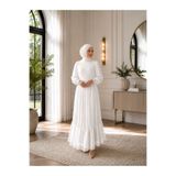 STYLE NİŞANTAŞI Tesettür Abiye Elbise Piliseli Kuşaklı Balon Kol Uzun Maxi Elbise Beyaz