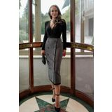 Styleboom X Peraluna CHESHIRE SKIRT Balıksırtı Desen Midi Boy Kadın Triko Etek - Siyah
