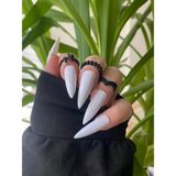 SYBELLE KOZMETİK 20 Adet Beyaz Stiletto Takma Tırnak