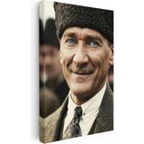 Tablofest Dikey Kanvas Tablo Atatürk Kalpaklı Gülümseyen Yüz Atatürk Tablosu Ev Ofis Duvar Dekoru - 60 x 90