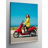 Tablomega Kanvas Tablo Kırmızı Scooter Ve Kadın