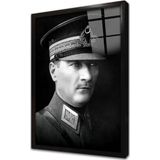 Tablosan Askeri Kıyafetiyle Genç Atatürk Çerçeveli Cam Tablo