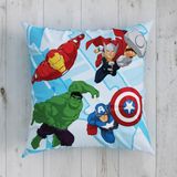 Taç Lisanslı Kırlent Avengers 40X40 - 40 x 40 cm - Renkli