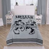 Taç Lisanslı Pamuk Mickey&Minnie Dancıng Çok Renkli Çift Kişilik Battaniye