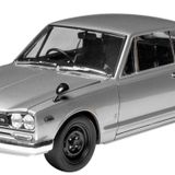 Tamiya 1/24 Nissan Skyline 2000 GT-R H.T. Plastik Araba Maket Kiti