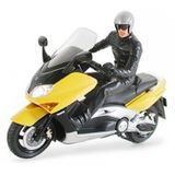 Tamiya 1/24 Tmax Plastik Motorsiklet Ve Figür Maket Kiti