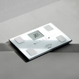Tanita BC 401 White Akıllı Bluetooth Dijital Tartı | Total Yağ, Sıvı, Kas, Kemik Mineral Ölçer Vücut Analiz Tartısı, LCD Ekran - Beyaz