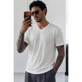 Tarz Cool Erkek Flamlı Pamuklu V Yaka Basic Slim Fit Tişört Yazlık Günlük Şık Tişört - Beyaz - XL