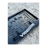 taş pleksi VIBES YAZILI MOTOR PLAKALIK 3D PARLAK PLEKSİ TÜM MOTOSİKLET MODELLERİNE UYUMLU