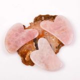Taş Sandığı Pembe Kuvars Taşı Gua Sha Masaj Aleti (Kalp) - Açık Renkli