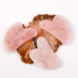Taş Sandığı Pembe Kuvars Taşı Gua Sha Masaj Aleti Kalp Şeklinde Açık Renkli