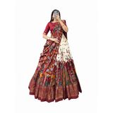 Tasar İpek Kalamkari Baskılı Lehenga Seti, Bordo ve Beyaz, Gotta Patti Dantel Bordürlü, Folyo İşlemeli, 3.80 Metre Flair, Bluz ve Dupatta İle