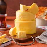 Taze Kars Kaşar Peyniri Şirden Mayalı 2 kg Kaşarcızade