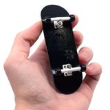 Teak Tuning Verimli Tam Klavye - Pro Tahta Şekli ve Boyutu, Rulman Tekerlekleri ve Kamyonlar - 32 mm x 97 mm El Yapımı Ahşap Tahta - Monokrom Sürüm