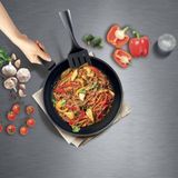 Tefal Titanyum 28 cm Siyah Derin Tava XL Force Wok PFOA İçermeyen 1 Parça Makinede Yıkanabilir