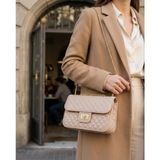 TeknoKapsül Bej Kapitone Suni Deri Gold Zincirli Omuz Çanta 23×16 cm - Apricot Cream-Golden Nugget