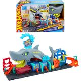 TeknoKapsül Hot Wheels Muhteşem Köpek Balığı Araç Yıkama Oyun Seti 1:64 Ölçekte Renk Değiştiren Oyuncak Araba Içeren Hot Wheels Şehri Muhteşem Köpek Balığı Araba Yıkama HTN82