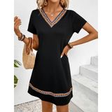 TeknoKapsül Kadın Kısa Kollu V Yakalı Etnik Desen şerit Detaylı Viskon Elbise - Siyah / 2XL-3XL MY-156551