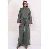 TeknoKapsül Trend Alaçatı Stili Haki Balıkçı Yaka Oversize Bluz ve Çift Cepli Palazzo Pantolon Takım ALC-X14836 - Beyaz - Standart