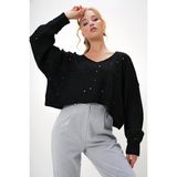 TeknoKapsül Trend Alaçatı Stili Kadın Siyah V Yaka Delik Ajurlu Crop Kazak ALC-X13116 - Beyaz