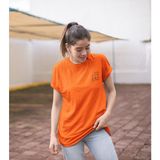 Terzili Giyin Sevimli Karakter Baskılı Kadın Tişört – Minimalist Çizim ile Özgün Stil - Turuncu - XL