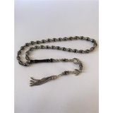 Tesbih TSBH0267BC 1000 Ayar Gümüş Püsküllü Gümüş Oyma İşlemeli Özel Kesim Nakkaş İşçilik Erzurum Oltu Taşı Tesbih